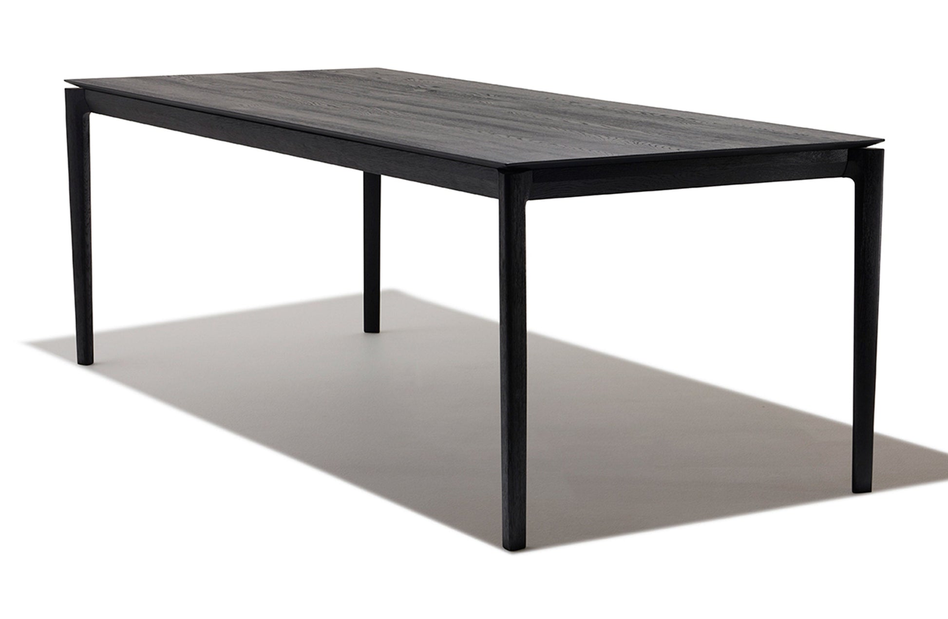 Bom Dining Table